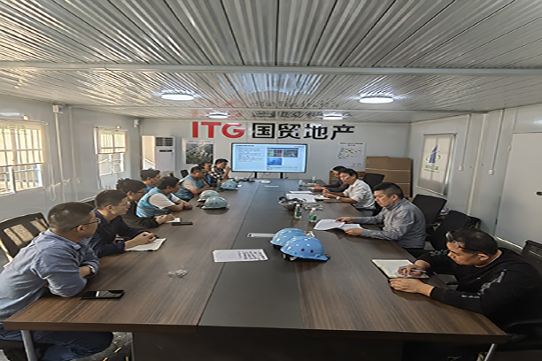 江蘇宏嘉公司總經理葉明武同志率隊參加廈門國貿項目、偉星項目及華潤項目建設單位組織召開的項目研討會